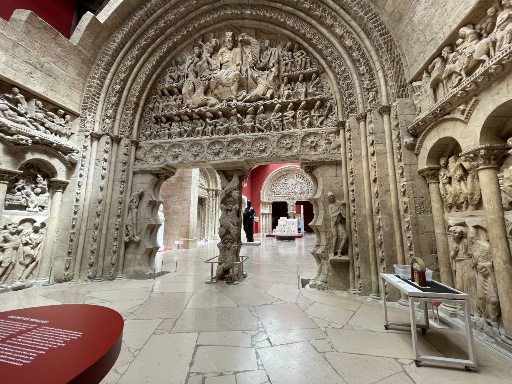 A photo looking down the Davioud gallery at the Cité de l'Architecture et du Patrimoine.